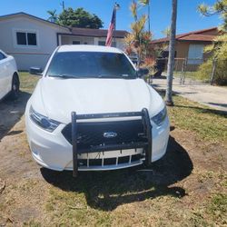 2016 Ford Taurus