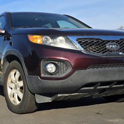 2013 KIA SORENTO LX V6