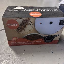 Imusa 4.2 Quart Stovetop pressure Cooker