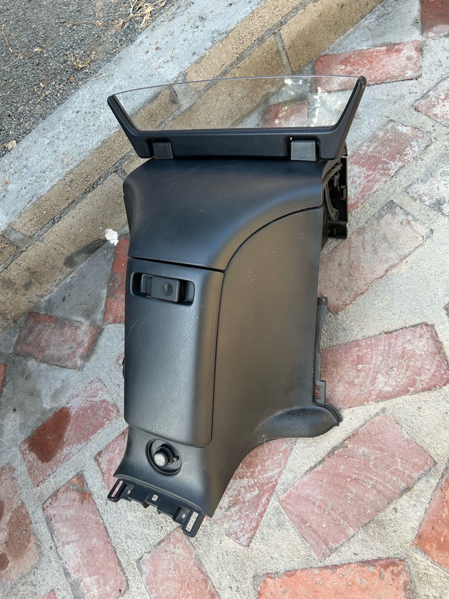 S2000 glove box