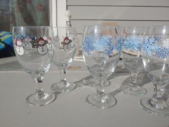 Holiday glasses