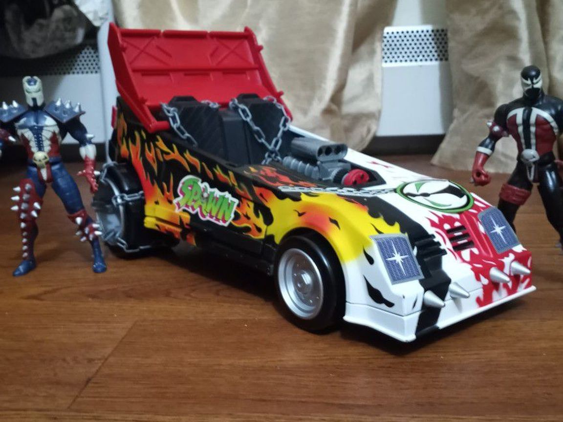 Todd Mcfarlane Spawn Movil Vihicle Car Toy 1994 And Two Spawn Action Figure