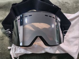 Small Ski/Snowboarding Goggles
