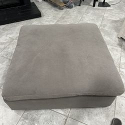 Free Ottoman