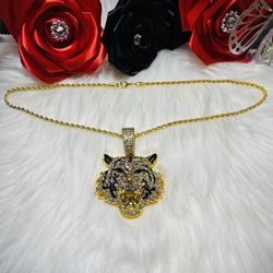 TIGER PENDANT NECKLACE 