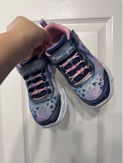 Girls Skechers infinite heart lights shoes