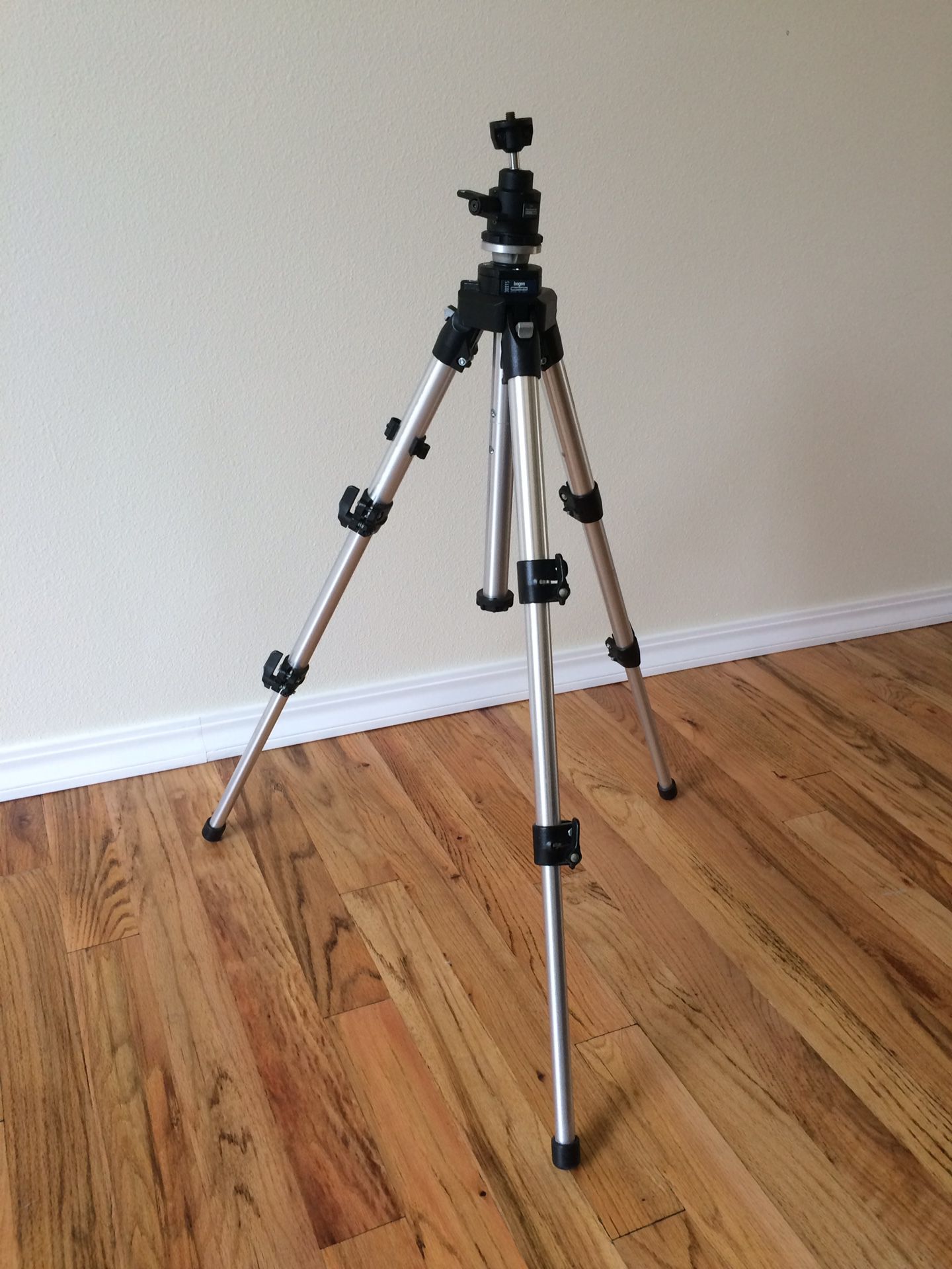 Bogen ManFrotto Tripod - Made in Italy