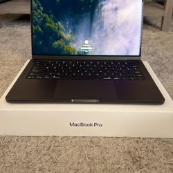MacBook Pro M5 14-inch 512GB