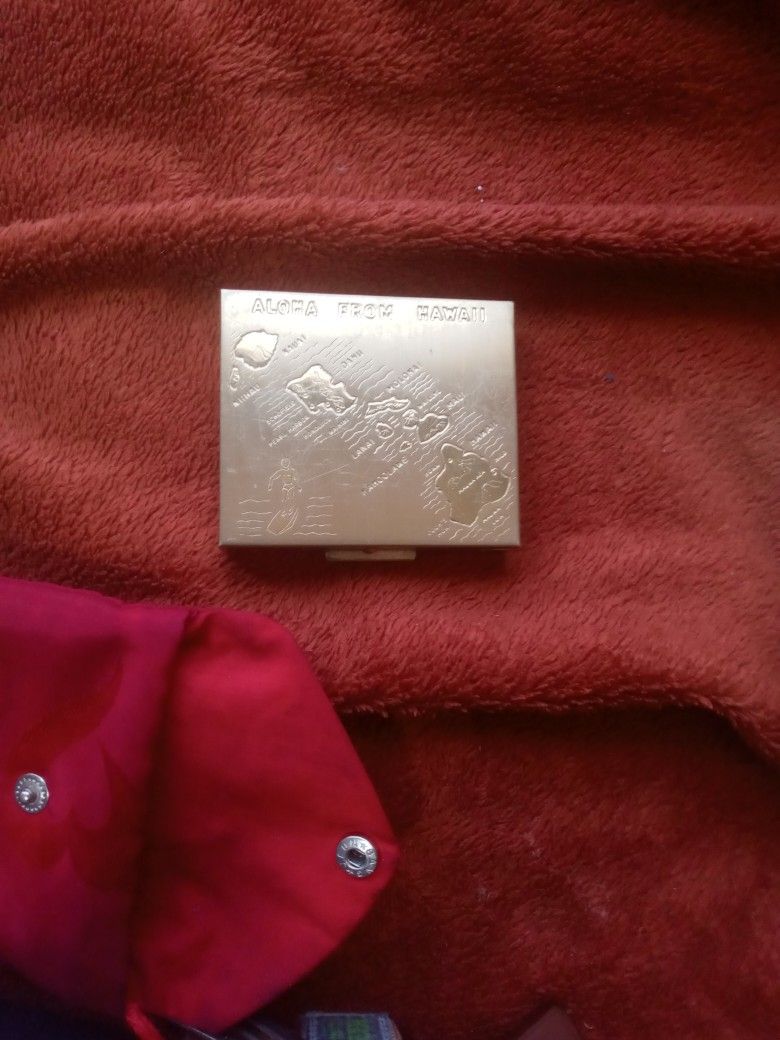 Compact With Mirror Vintage By Ritz Golden Series Hawaii