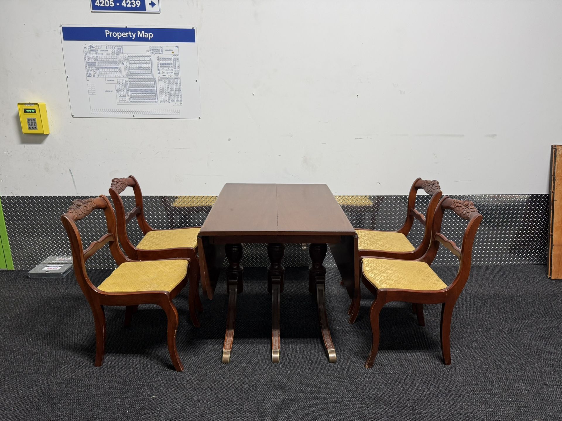 Dining Table Set $300 - Free Delivery 