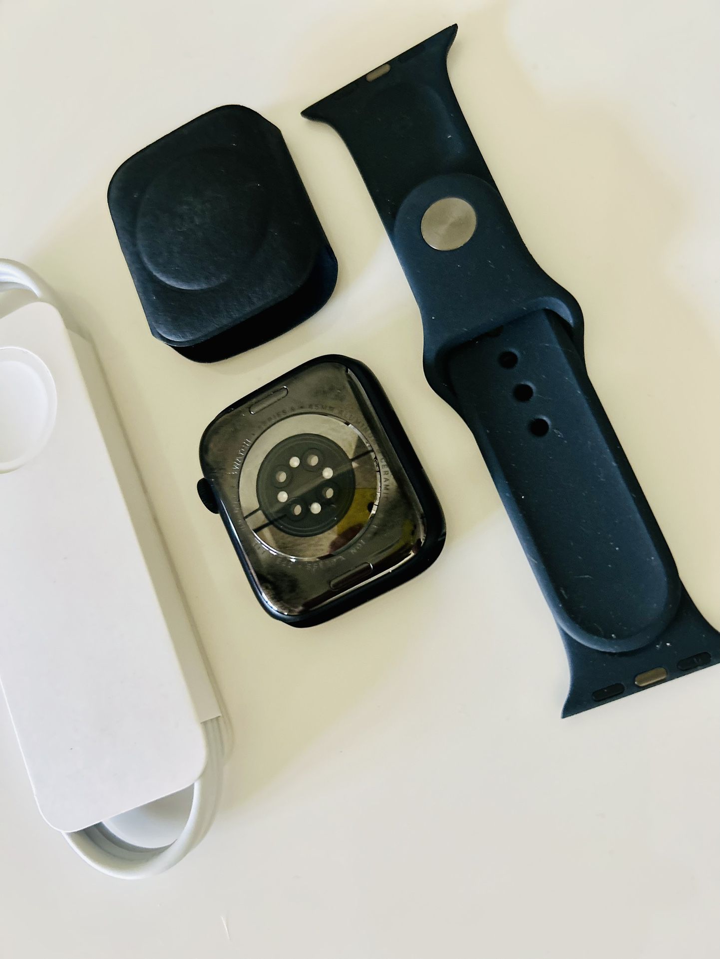 Apple Watch Series 8 41mm GPS + Unlocked Cellular! Retail $540 Asking $380