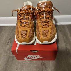 Nike Zoom Vomero 5 Monarch -Sz 12.5