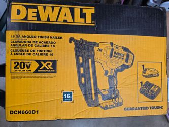 Dewalt 20V XR 16 Gauge Angled Finishing Nailer Kit