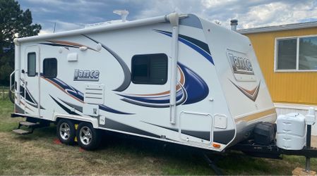 2013 Lance travel trailer