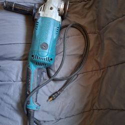 7* Makita Industrial Heavy Duty Grinder 