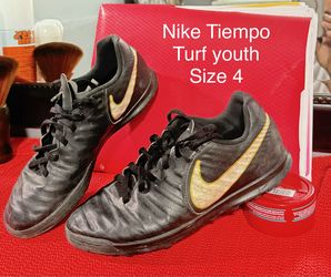 Nike Turf Soccer Shoes (4y)