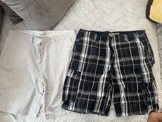 Men’s Shorts (Size 38)