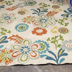 Huge 10'x7.5' Area Rug Needs Cleaned 