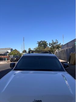 Jeep Cherokee Crossbars