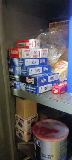 Champion 3570 re 14 p.m. C and Champion 3346 RC 10 pyc new and 4 autolight 25