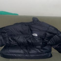 North Face Puffer Jacket - Size Xl