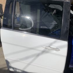 2008 Honda odyssey slide door right
