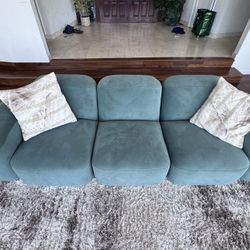 Muse Sofa - Agave