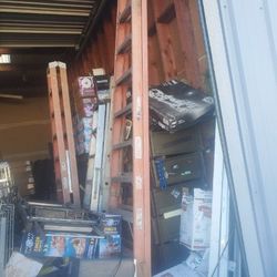Heavy Duty  12 Ft Ladder