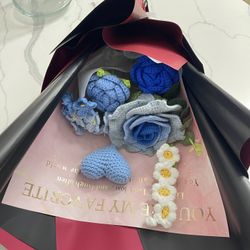 💙  Handmade Crocheted Everlasting Bouquet – Giant Thai Gradient Blue Rose 💙