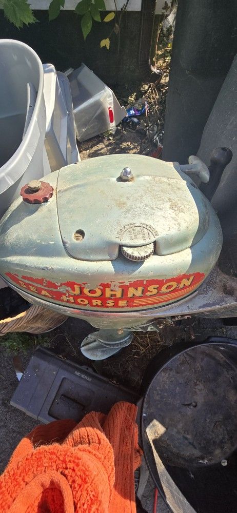 Vintage 1946 Johnson Sea Horse 