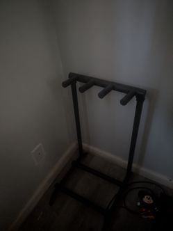 Proline guitar rack stand