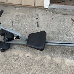 Sunny Health and Fitness Rowing Machine