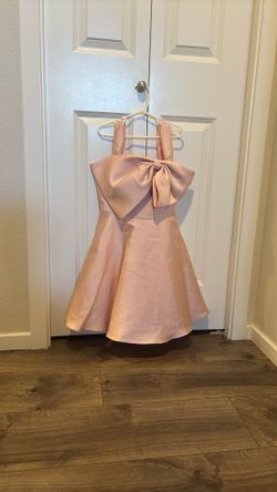 Little Girls Bow Dress 