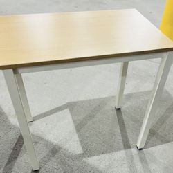 Desk/ Table