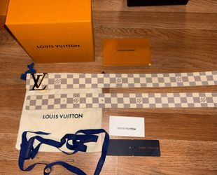 Azure damier belt