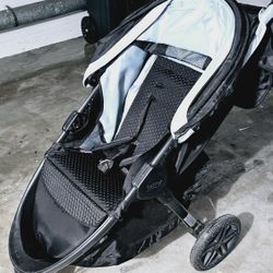 Britax B free Stroller 3 Tire Jogging Stroller