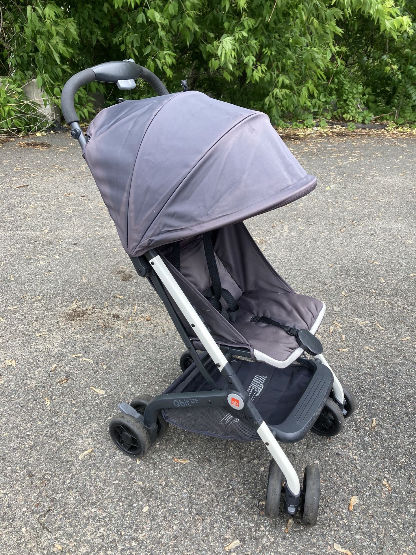QBIT LTE Travel Stroller
