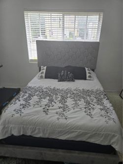 Cama Queen Nueva. Ask For Price