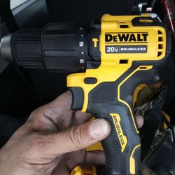 Dewalt DCD709B Atomic 20V MAX* 1/2 in. Cordless Compact Hammer Drill/Driver