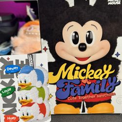 Pop Mart Mickey Family Cute Together Secret Huey Dewey and Louie