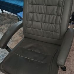 Height Adjustable Chair