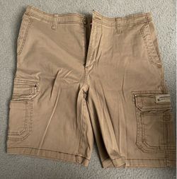 Unionbay Cargo Shorts - Size 38