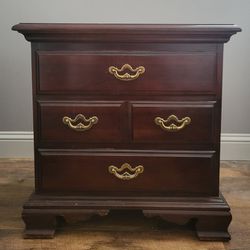  Queen Bedroom Set; Solid Wood