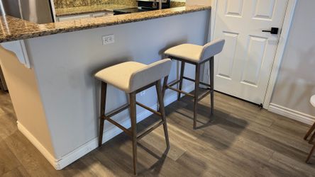 Bar chairs