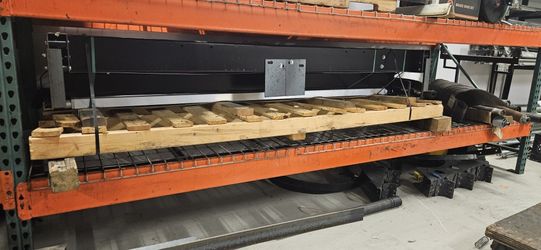Tommy Gate Liftgate Brand New On Pallet