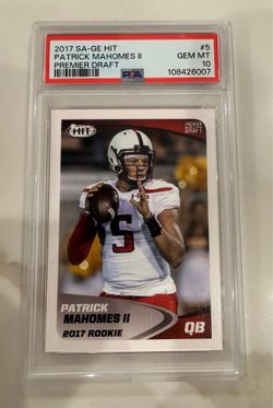 2017 Sage Hit In Focus Patrick Mahomes II Premier Draft Rookie Card PSA-10 RC KC