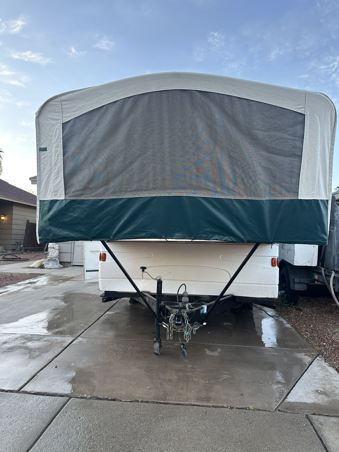 2000 Coleman Pop Up Camper