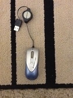 Mouse 32MB iogear