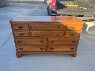 Sterling House 10 drawer maple dresser 