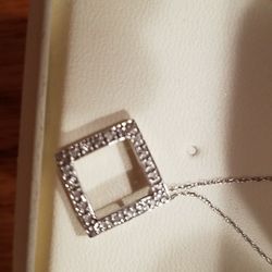 Macy's 14kwg diamond/ square pendant w/ 14kwg chain